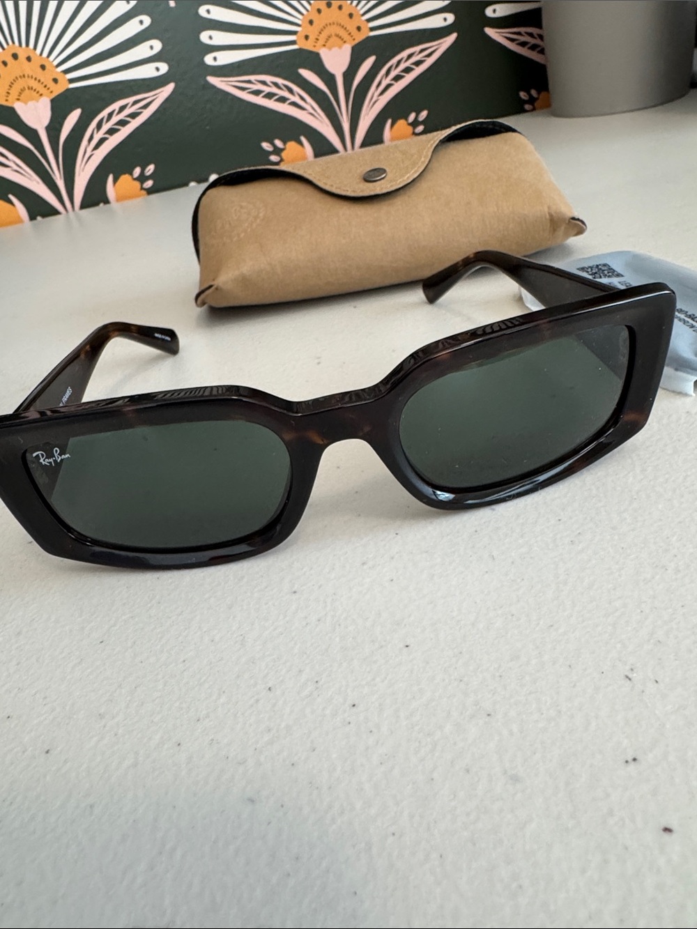 Ray-Ban Tortoiseshell Rectangular Sunglasses with Dark Green Lenses - Picture 4 of 14